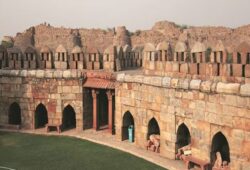 Exploring Tughlaqabad Fort: A Forgotten Gem of Delhi