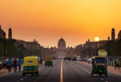 Travel Cheap in Delhi