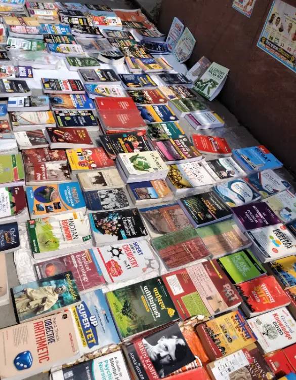 Delhi Gate Book Market 6